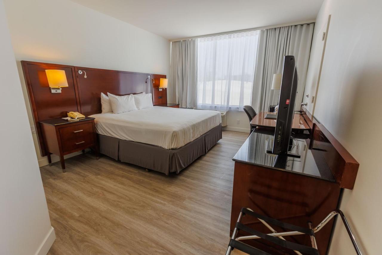 Travelodge By Wyndham Quebec City Hotel & Convention Centre מראה חיצוני תמונה