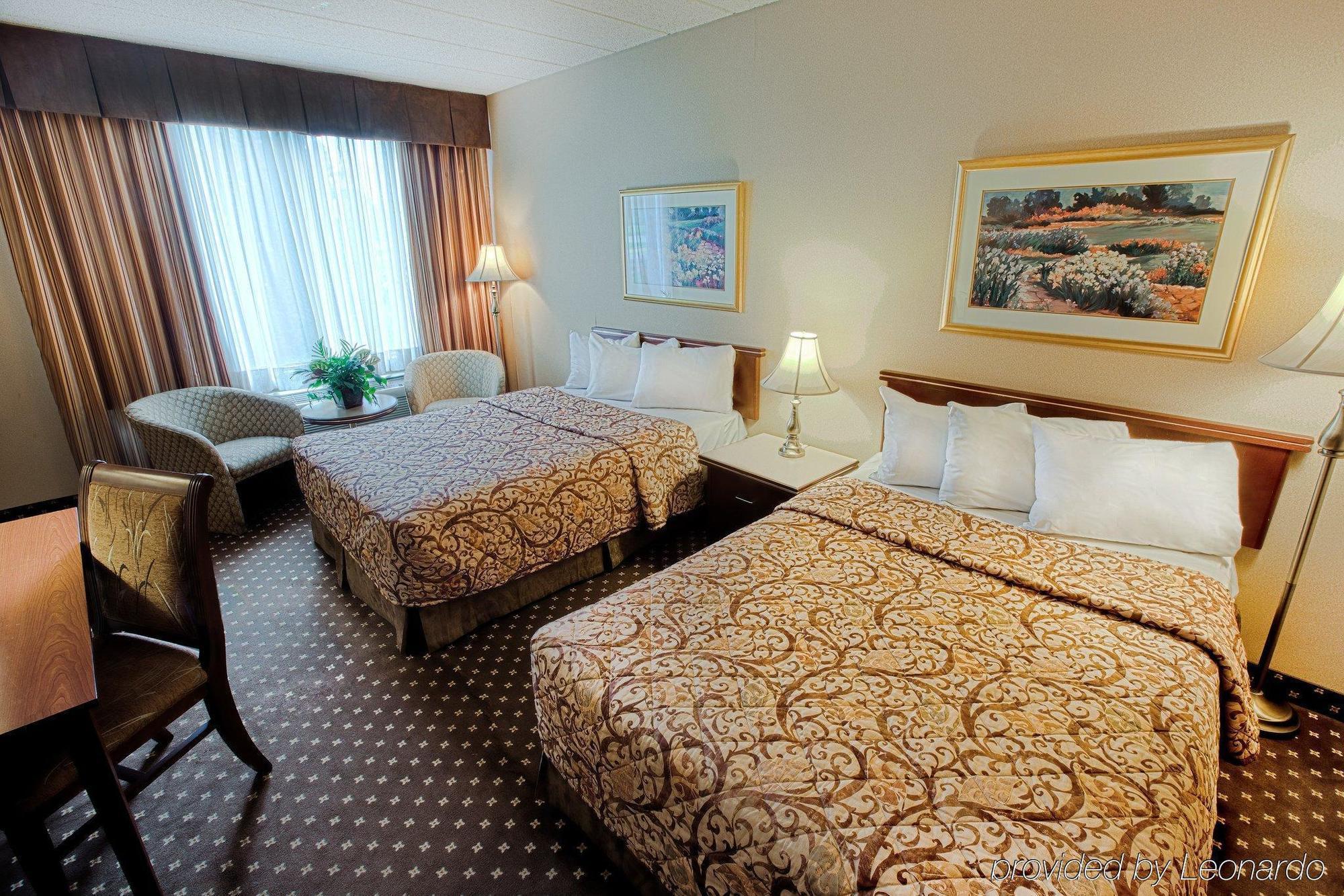 Travelodge By Wyndham Quebec City Hotel & Convention Centre חדר תמונה