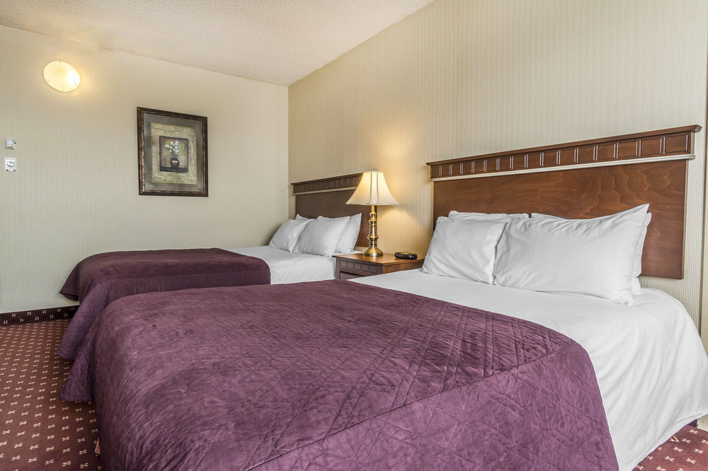 Travelodge By Wyndham Quebec City Hotel & Convention Centre מראה חיצוני תמונה