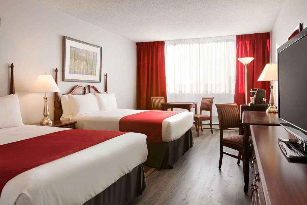 Travelodge By Wyndham Quebec City Hotel & Convention Centre חדר תמונה
