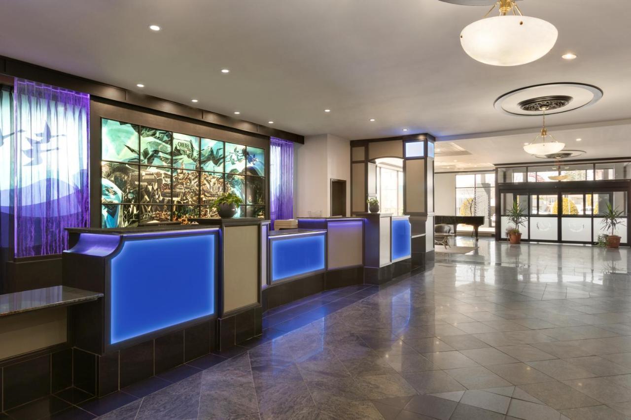 Travelodge By Wyndham Quebec City Hotel & Convention Centre מראה חיצוני תמונה