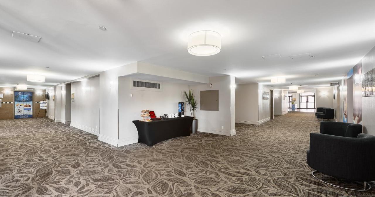 Travelodge By Wyndham Quebec City Hotel & Convention Centre מראה חיצוני תמונה