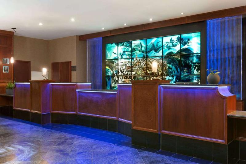 Travelodge By Wyndham Quebec City Hotel & Convention Centre מראה חיצוני תמונה